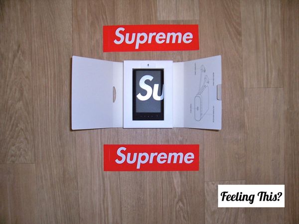 Supreme / Mophie 10K Portable Charger Black