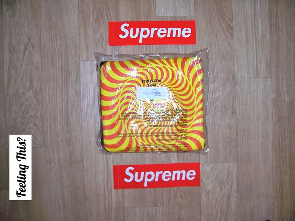 Supreme Spitfire Classic Swirl Tee Black XL