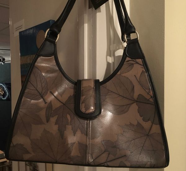 "Roxanne " Bag by Leaf Leather in Grey