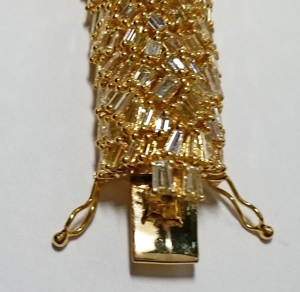 Ct 18750 hot sale gold bracelet