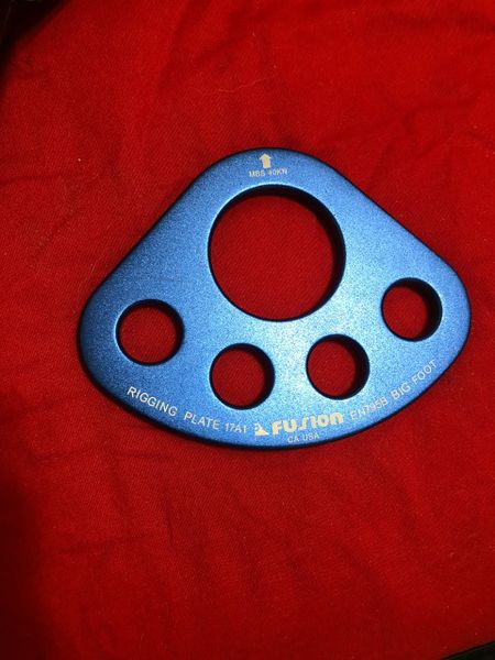 5 hole Large Rigging Plate, colors may vary