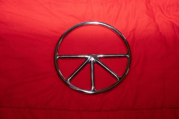 Polished stainless steel pie ring
