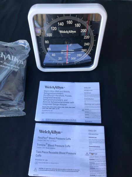 Welch Allyn 407637 Mobile Aneroid W/ Cuff NEW IN BOX!!! Free Shipping!!!