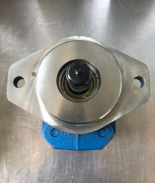 Geared mixer GMW1 - 10 inch impeller and 415 VAC motor