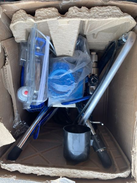 Graco 390 PC Pro Connect Stand Electric Airless Sprayer 17C310 Paint NEW IN  BOX!