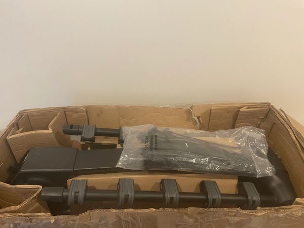 Thule 9026XT Apex XT Bike Rack Hitch Carrier NEW IN BOX FREE SHIPPING