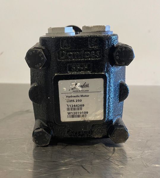 Danfoss OMS 250 Hydraulic Motor 11244269 NEW! FREE SHIPPING! | Far West ...