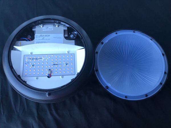 Kenall 20w 60HZ Outdoor Rated Round LED Light NEW | Far ...