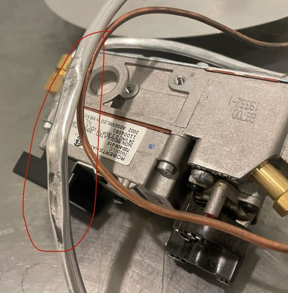 Shenandoah 51102120 Brooder Ceramic 31,000 BTU Bent Tube NEW! FREE