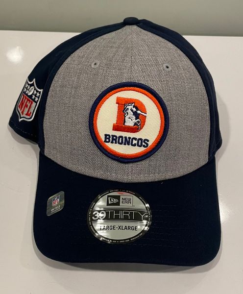 New Era Denver Broncos Sideline Historic Stretch Fit 3930 L-XL Hat