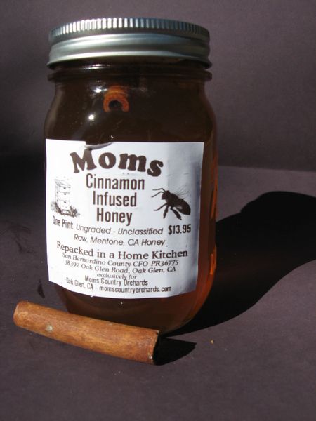 Cinnamon Infused Honey. 22oz.