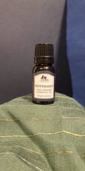 Organic Peppermint Oils by 123 Farm