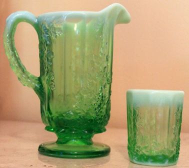 Mosser Glass Georgian 48 oz Hunter Green Pitcher