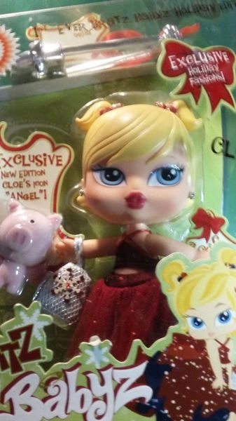 Bratz Babyz Target Exclusive Holiday Cloe Baby 5 Doll Blonde in