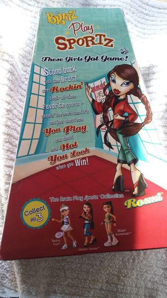 Bratz Play Sportz Kickin' Karate Roxxi doll inbox | DOE of Malibu