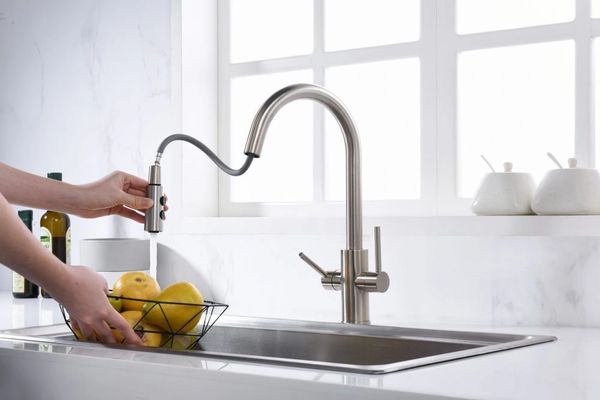 single hole kitchen sink faucet