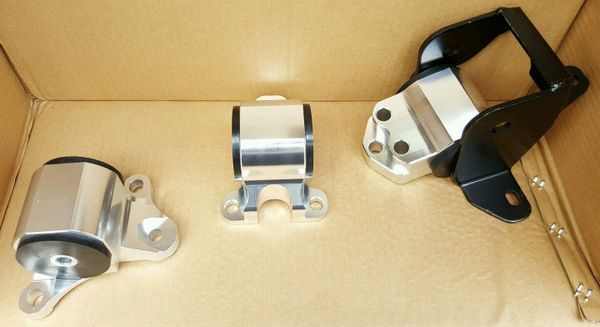 96-00 HONDA CIVIC EK EJ 3-BOLT ALUMINUMENGINE MOUNT KIT B SERIES B16 B18 B20