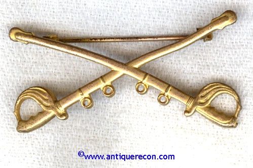 US ARMY CAVALRY OFFICER COLLAR INSIGNIA - 1905 PATTERN
