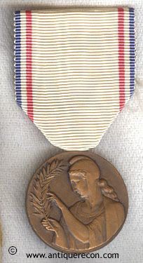 WW II FRENCH RECONNAISSANCE MEDAL