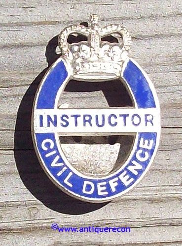 BRITISH CIVIL DEFENSE INSTRUCTOR PIN - POST 1952