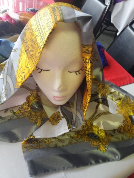 Gold with Silver Scarf #2984 42 x 42