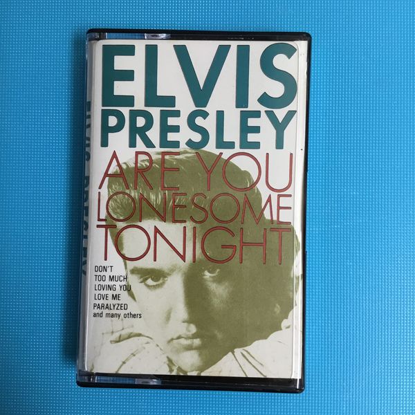 ELVIS PRESLEY - Are You Lonesome Tonight - 1987 Paper Label Cassette