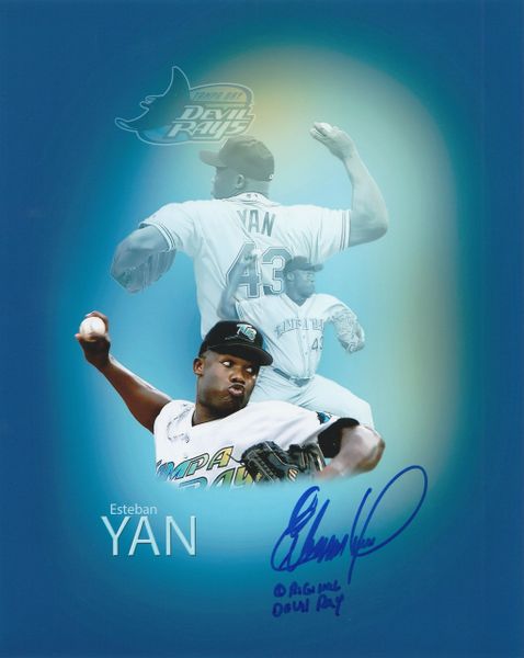 Esteban Yan autograph 8x10, Tampa Bay Devil Rays, Original Ray inscription