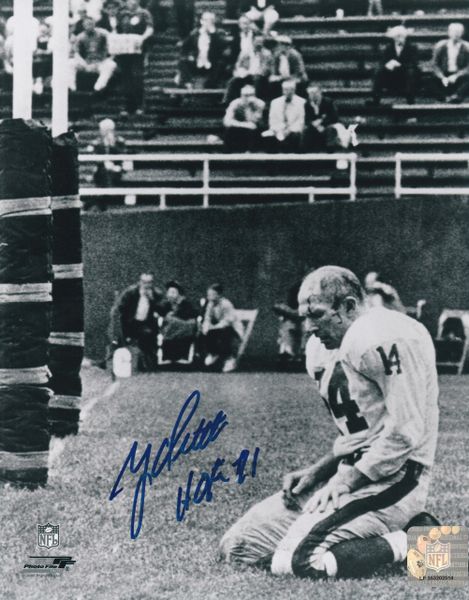 Y.A. Tittle autograph 8x10, New York Giants, HOF 71
