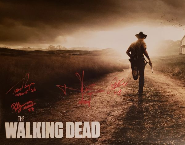 Reedus/Payne/McIntosh/Amelio autograph 11x14, The Walking Dead