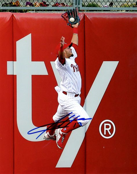 Freddy Galvis autograph 8x10, Philadelphia Phillies