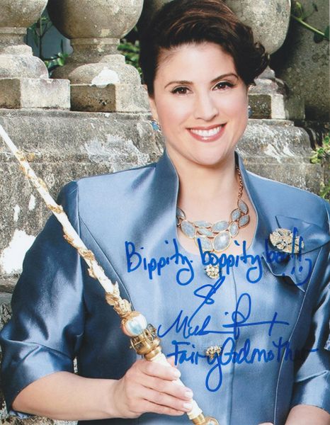 Melanie Paxson autograph 8x10, Descendants, Fairy Godmother