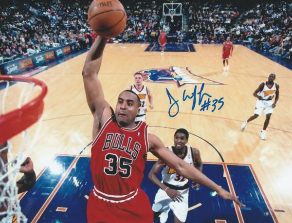 Jason Caffey autograph 8x10, Chicago Bulls, dunk