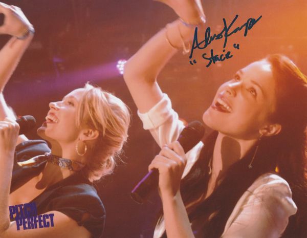 Alexis Knapp autograph 8x10, Pitch Perfect movie, Stacie