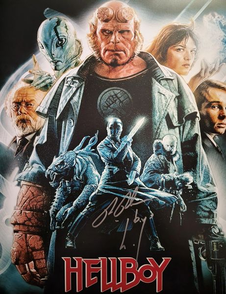 Ron Perlman autograph 11x14, Hellboy