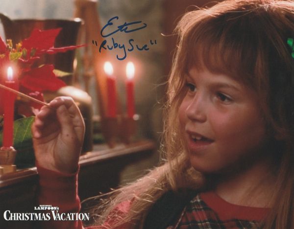 Ellen Latzen autograph 8x10, Christmas Vacation movie, character name