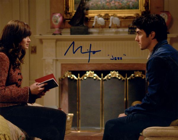 Milo Ventimiliglia, autographed 8x10, Gilmore Girls, Jesse inscription