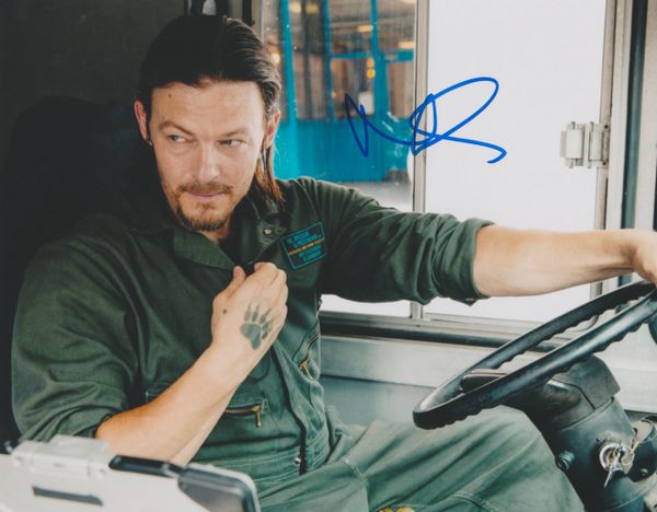 Norman Reedus autograph 8x10, Triple 9