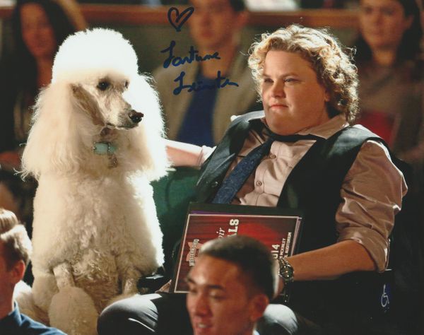Fortune Feimster autograph 8x10, Glee