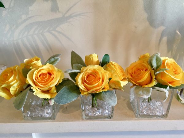 SET OF 3 YELLOW ROSE & FOLIAGE GLASS CUBE ARRANGEMENTS WITH FAUX WATER