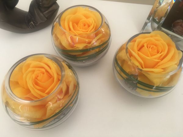 SET OF 2 LUXURY LARGE FULL BLOOM ROSE & GRASS HEAVY WEIGHT GLASS BOWL ARRANGEMENTS