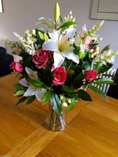 PINK ROSE, LILY, PHYSOSTEGIA & BAY FOLIAGE VASE ARRANGEMENT SET IN