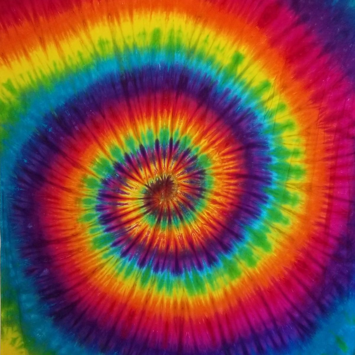 HOME TOWN TIE DYE