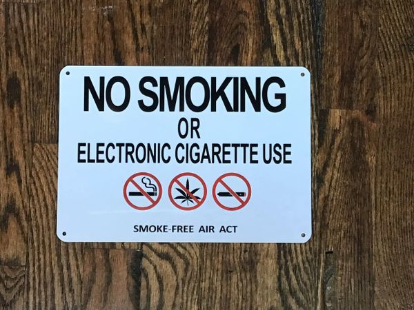 No Smoking or Electric cigarette Use - SMOKE- FREE AIR ACT sign (ALUMINUM SIGNS 7X10)