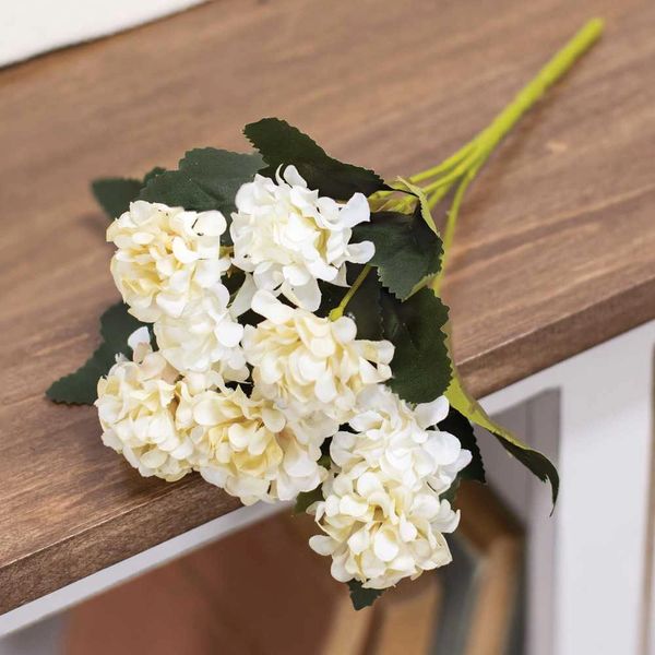 Ivory Petite Hydrangea Pick | Nells Crafts