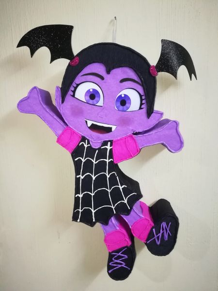 Vampirina pinata Poppy and Bridget vampirina pinata, vampirina b | Aldi ...