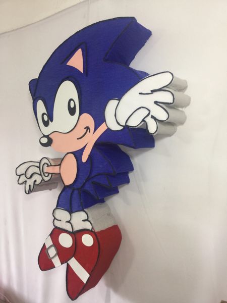 sonic the hedgehog pinata