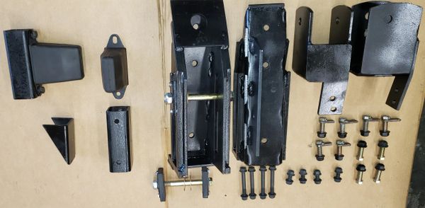 FSJ Long Travel suspension system. 1974-1990. Kit provides 4-5" of lift and 8+" of front axle travel