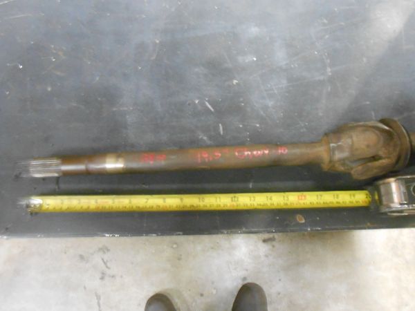 Chevy 10 Bolt Front Short Side Axle With Stub Shaft 28 Spline Rock Laurence Vintage Auto Parts Jeep Wagoneer J10 W123