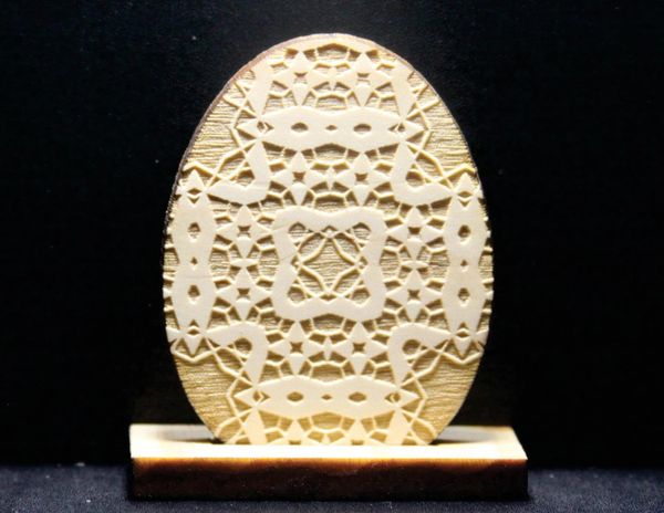 Geometric Lace Decor Wooden Egg