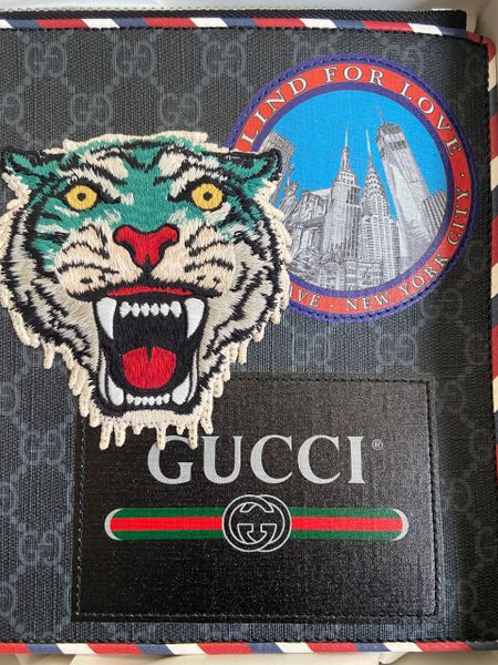 Gucci Tiger Patch GG Supreme iPhone 7 Case Beige Cloth ref.624855 - Joli  Closet